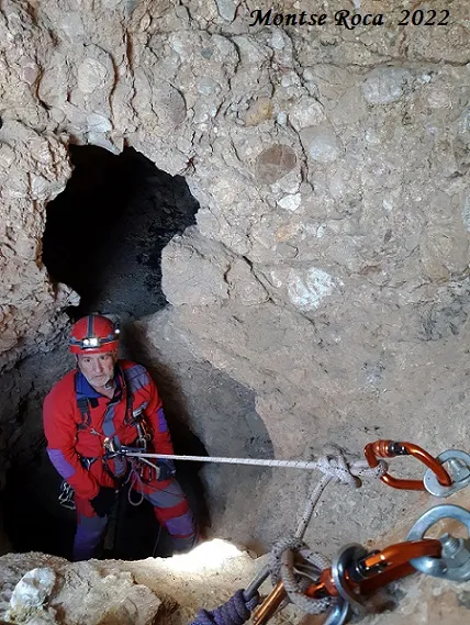 Fotografía de COLL DE JOUET, AVENC DEL (1 de 12)