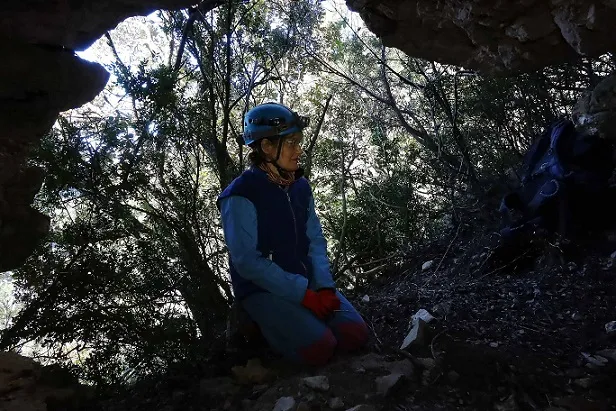 Fotografia de CASTELLOT, COVA DEL (3 de 5)