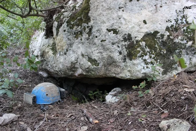 Fotografía de SOSTRE DE LLASTRA, ESQUERDA DEL (1 de 2)