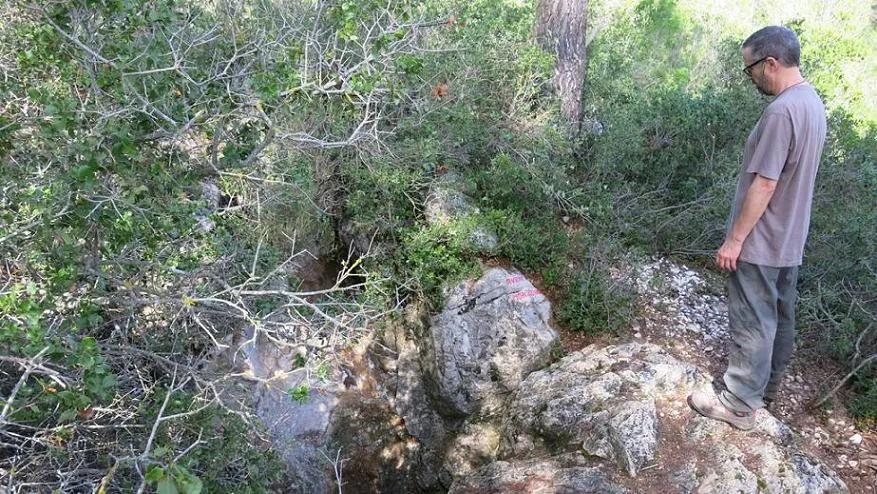 Fotografía de MONTESINOS, AVENC (3 de 7)