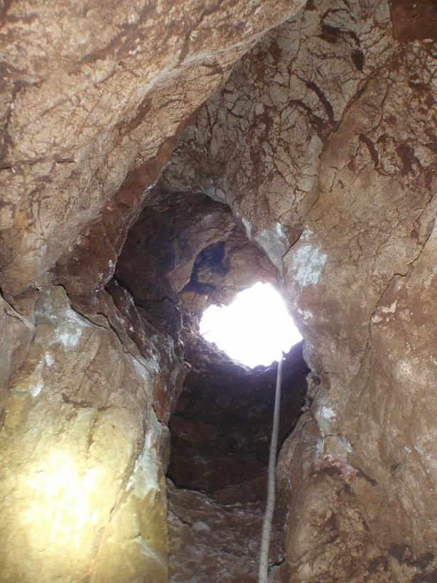 Fotografia de NUBET, AVENC DE LA (2 de 3)