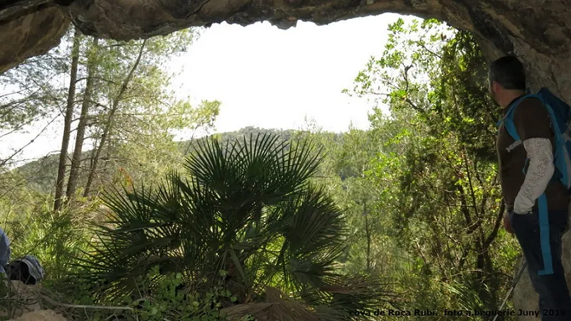 Fotografia de ROCA RUBÍ, COVES DE (2 de 4)