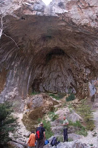 Fotografia de GRALLES, COVA DE LES (1 de 1)