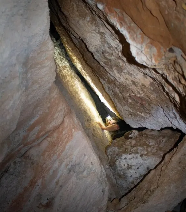 Fotografia de ARENY, COVA DE L' (4 de 6)