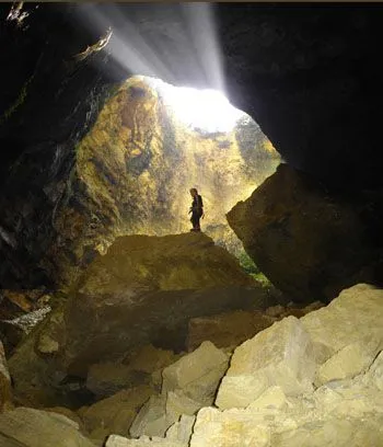 Fotografia de FONTAUBELLA, AVENC DE (5 de 5)