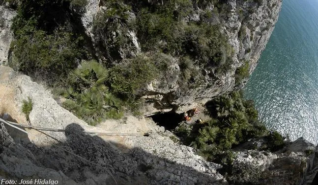 Photograph of PENYA-SEGAT DE LA FALCONERA, AVENC DEL (5 of 11)