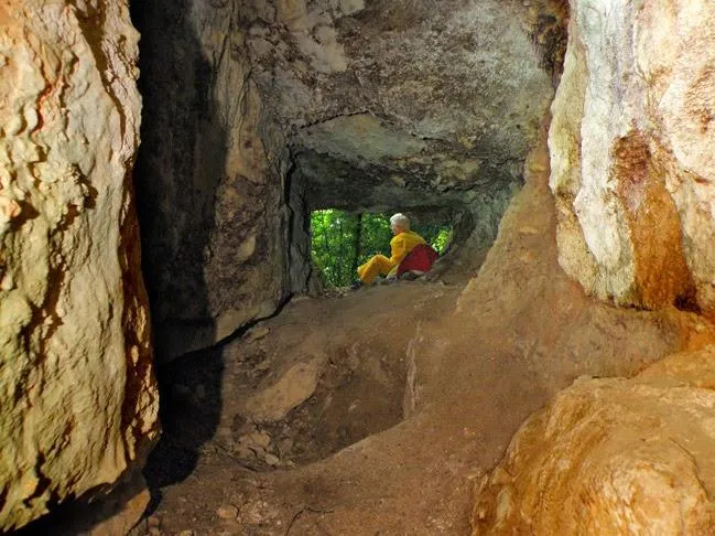 Photographie de LLOBERES, COVA DE LES (2 sur 5)