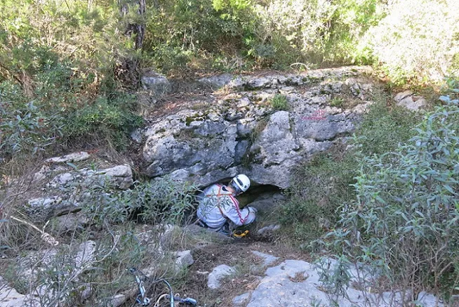 Photograph of SALAMANDRA, AVENC DE LA (4 of 4)