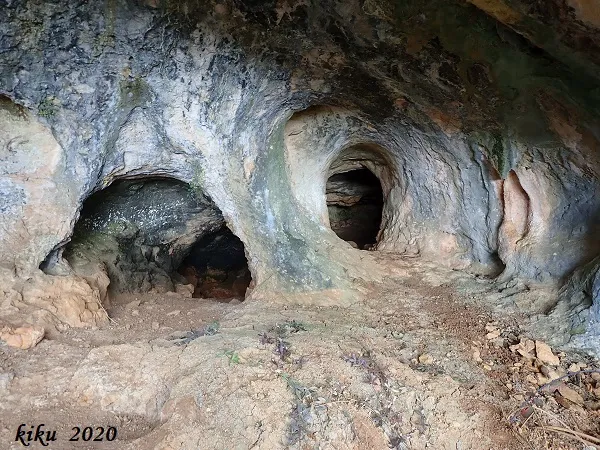 Photograph of BOSQUET, COVA DEL (4 of 10)
