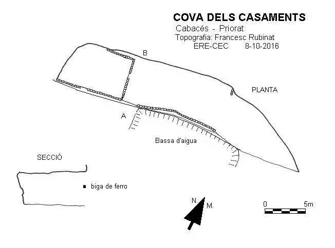 Topografia de CASAMENTS, COVA DELS