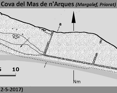 Topografia de MAS DE N'ARQUES, COVA DE (1 de 1)