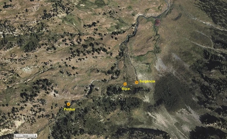 Topografia de UELH DE MARIMANHA, COVA DEL (2 de 2)